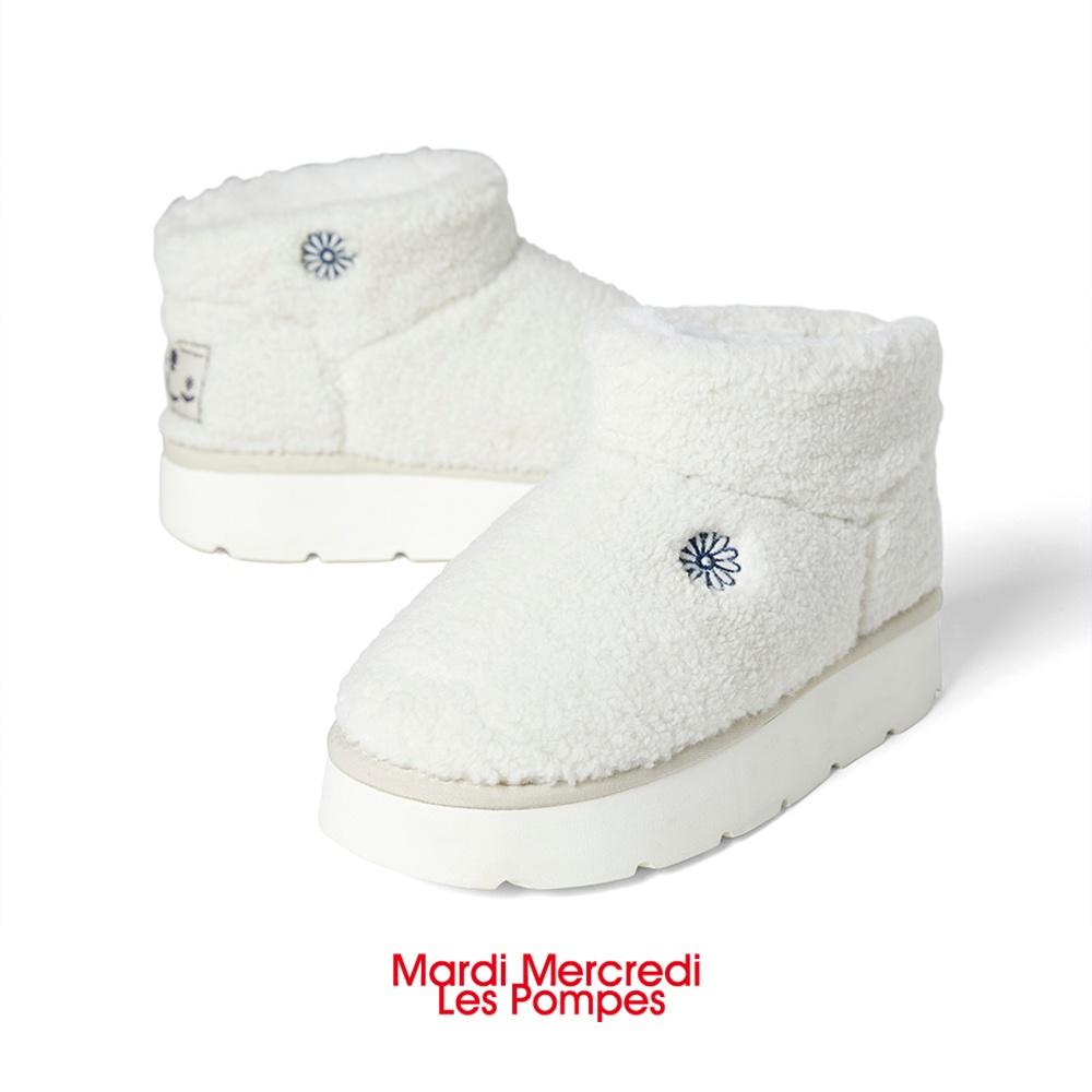 BOUCLE UGG BOOTS_WHITE