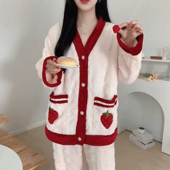 🍓[겨울/고퀄리티] 고급 꽈배기 가디건 과일 딸기 복숭아 홈웨어 겨울 파자마 잠옷