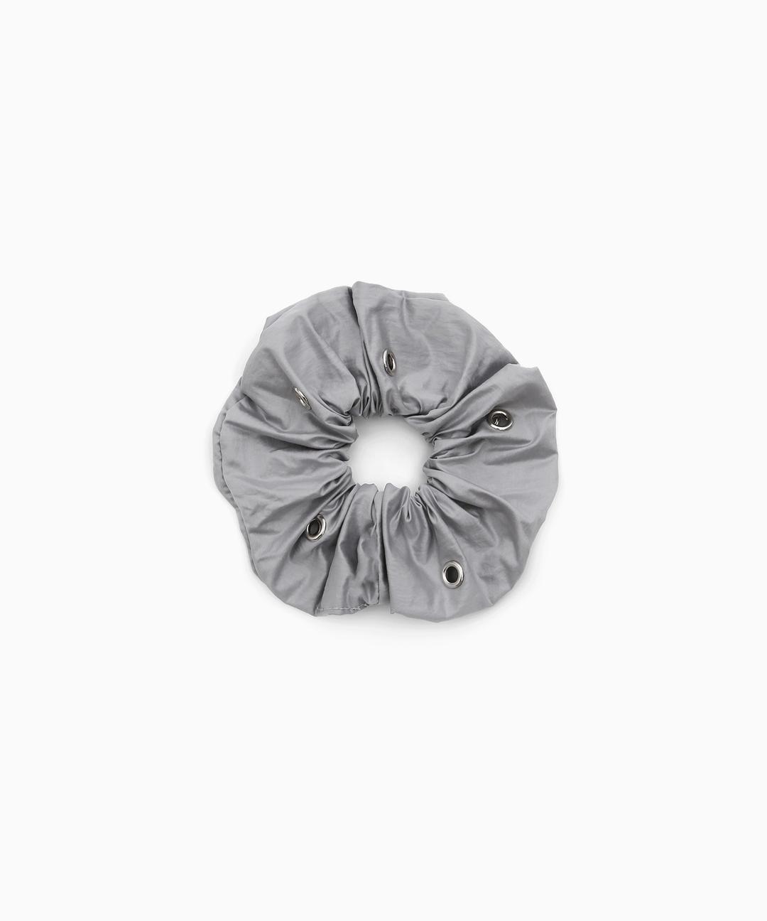 SCRUNCHIE / MID / EYELET / WS / SILVER