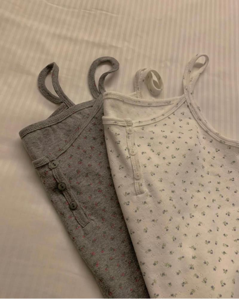 웰로우 플라워 버튼 나시 탑