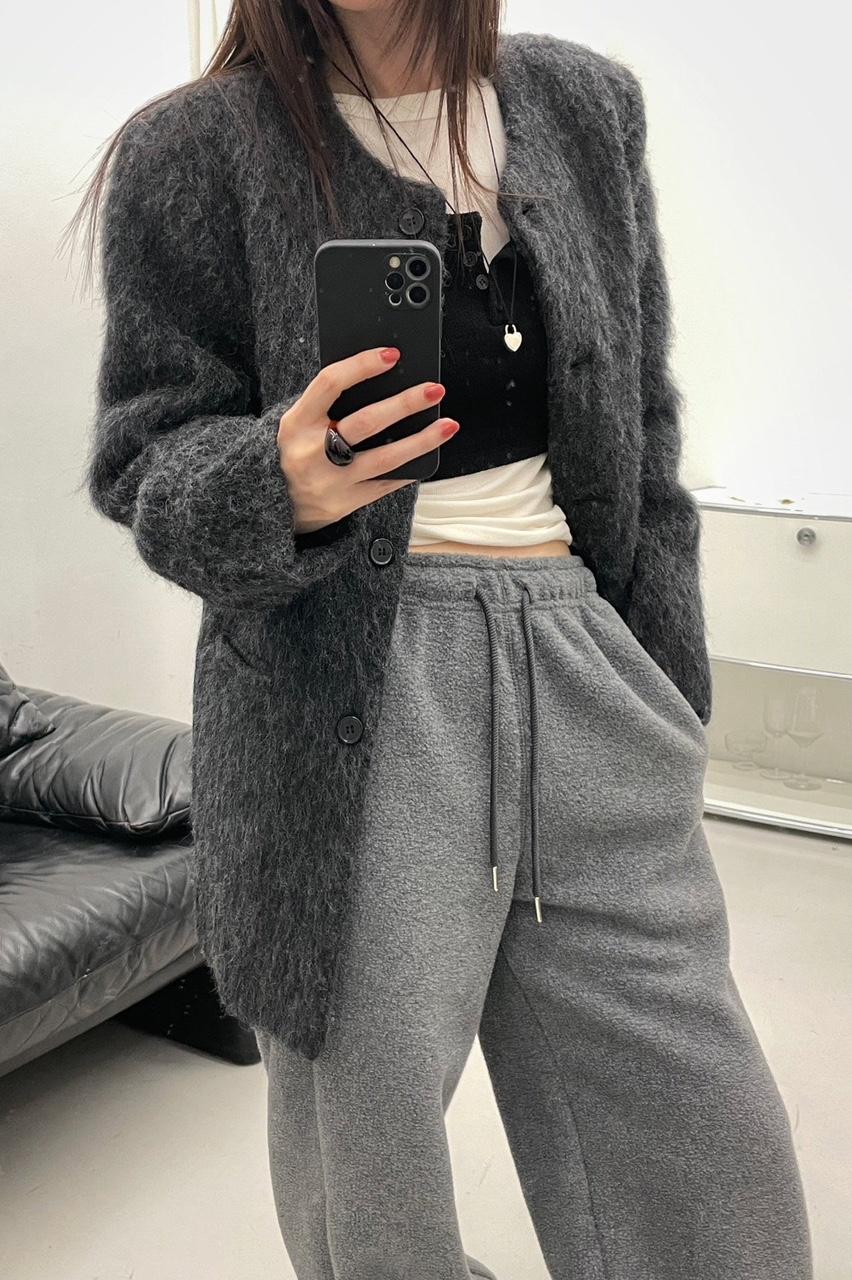 인오어아더 FL 플라워 헤어리 모헤어 부클 노카라 버튼 울 도톰 오버핏 루즈핏 포켓 하프 하객룩 출근룩 데일리 겨울 누빔 자켓