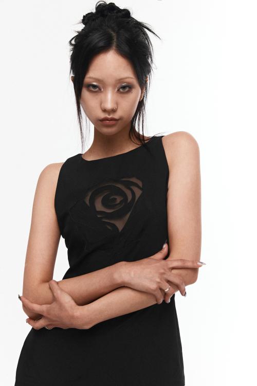 ROSE-SHAPED HEART SLEVELESS #BLACK