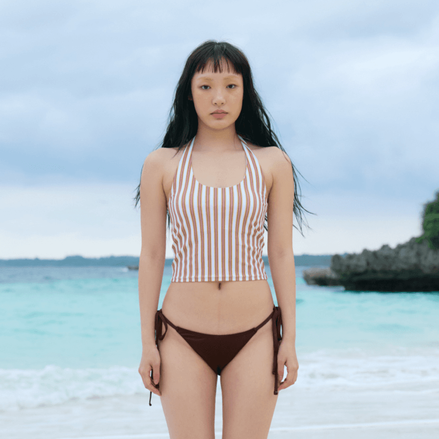 [인플루언서픽] 카라멜 스트라이프 베이직 홀터 비키니 Set