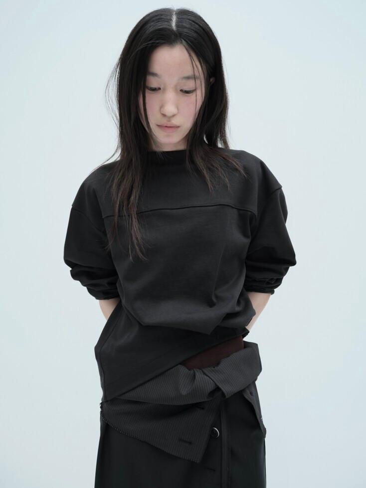 PINTUCK BOAT NECK TOP, (BLACK)