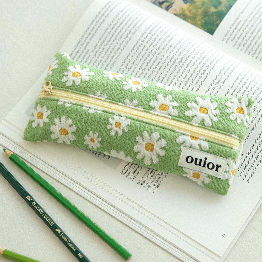 ouior flat pencil case - marguerite green(middle zipper)