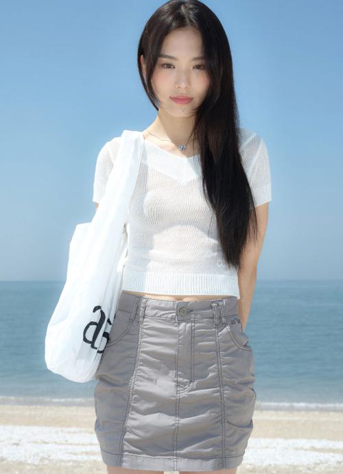 애즈온(ASON)  SHY V-NECK KNIT / WHITE - 사이즈 & 후기 | 무신사