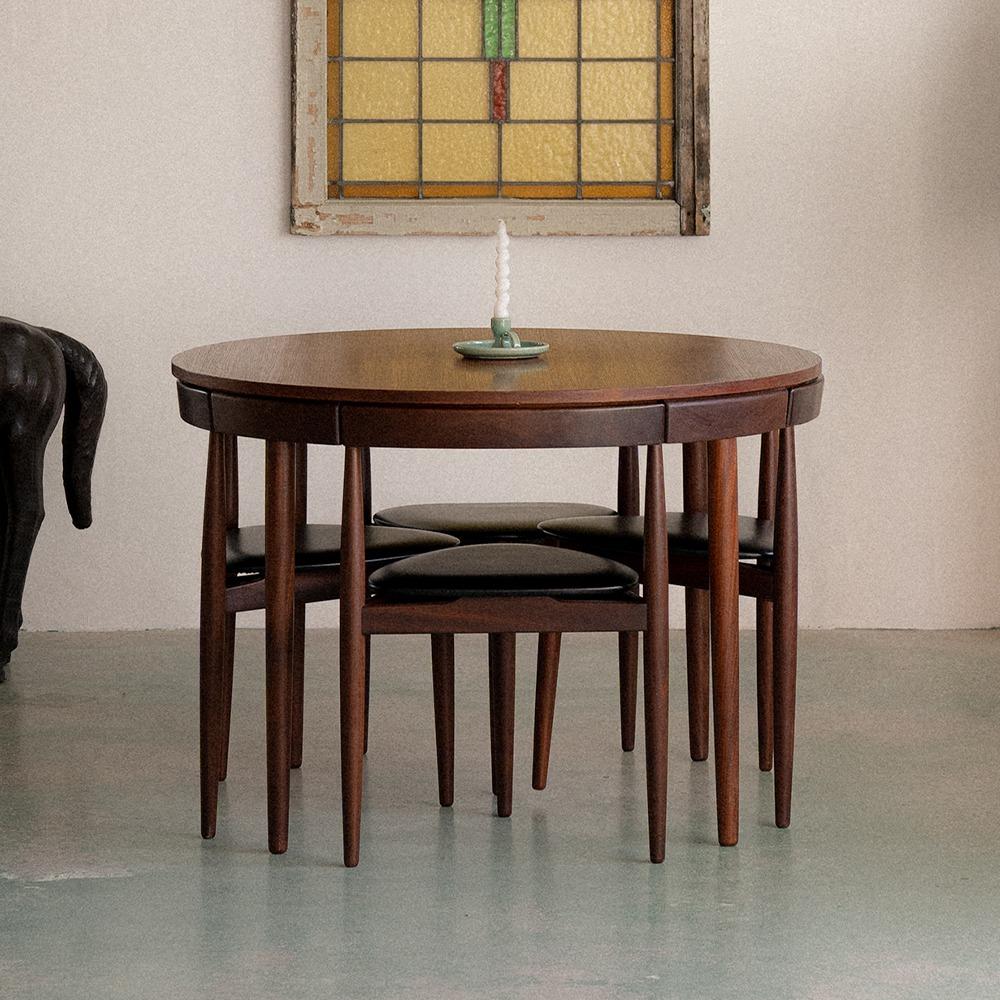 Hans Olsen Dining Table + Dining Chairs (SET of 4)