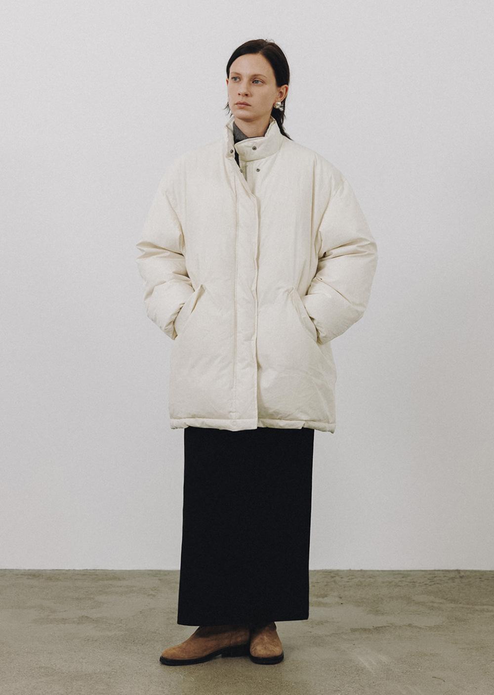 sand volume down jumper (ivory)