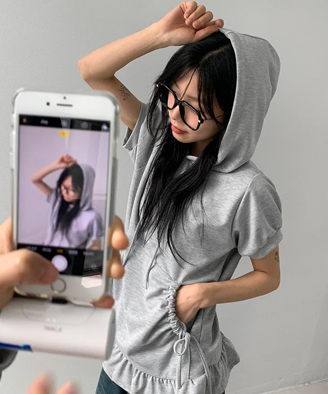 데일리쥬 타이나 프릴 스트링 반팔 후드 티셔츠