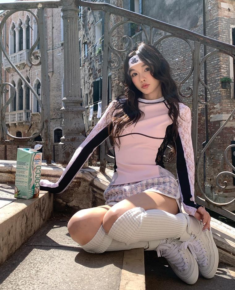 엔시앙 레이스 티셔츠 핑크