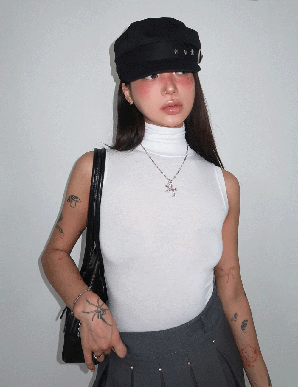 ROUND TURTLENECK SLEEVELESS / 라운드 터틀넥 슬리브리스