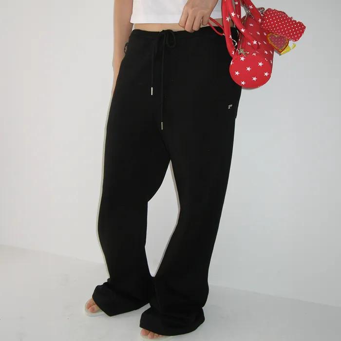 LOW RISE TRAINING PANTS BLACK