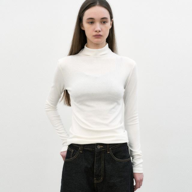 HIGH NECK SLIM TOP_IVORY