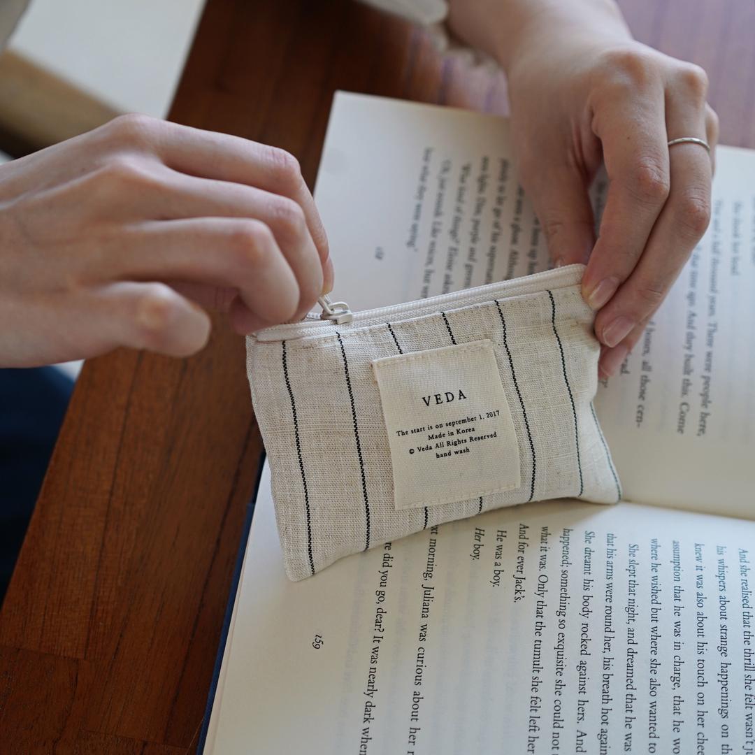 VEDA Card wallets  [Ivory]