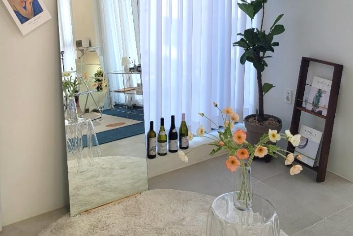 [당일출고] 노프레임 비정형 전신거울 A-7 (원목 받침대 포함) 2Size