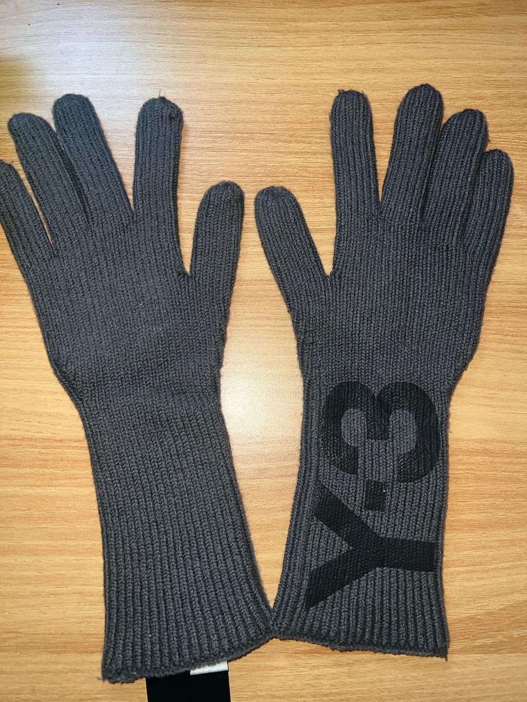 요지 야마모토 Y-3 장갑 그레이 | 후루츠패밀리