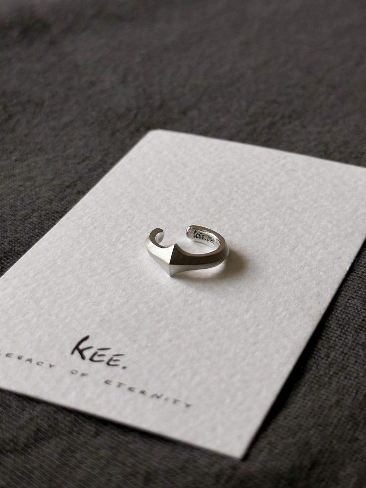 십자무늬 이어커프 / kee