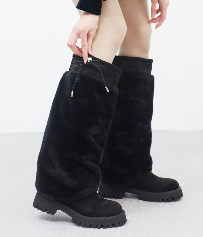 퍼민 스웨이드 퍼 하트 스트링 부츠