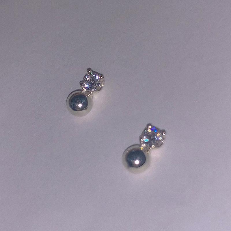 Snow Earring