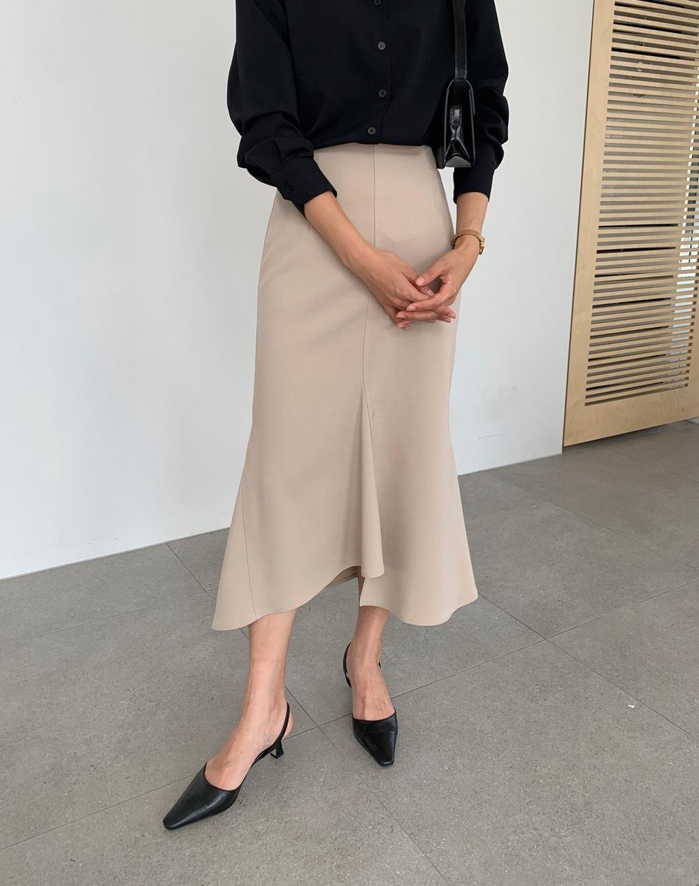MOMET 머메이드 슬릿 스커트 가을VER.(베이지)