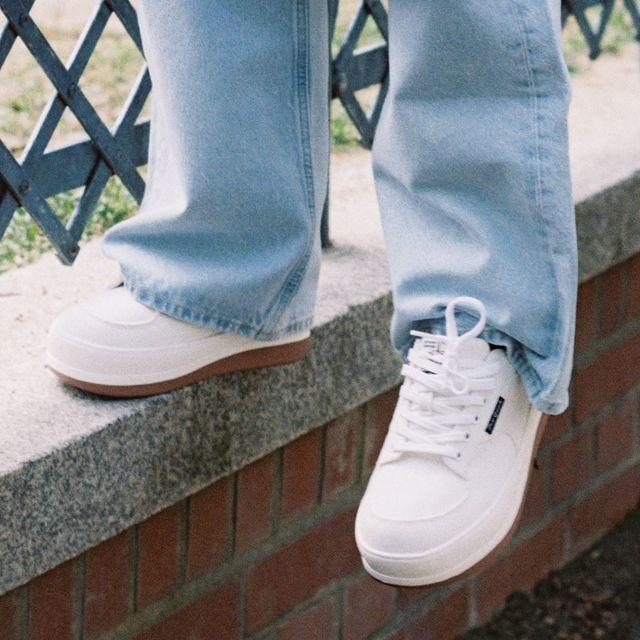 MUMMUM C.V CANVAS WHITE (멈멈 캔버스 화이트)
