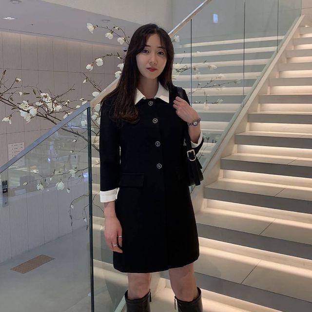 여성 카라 배색 트위드 금장단추 블랙 미니 원피스 하객룩 오피스룩