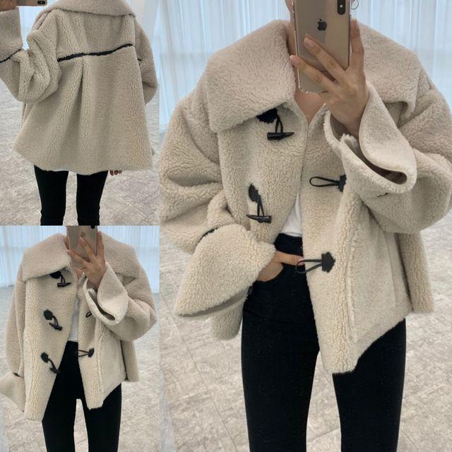 세일러 카라 양털 뽀글이 떡볶이 숏 코트 무스탕 자켓