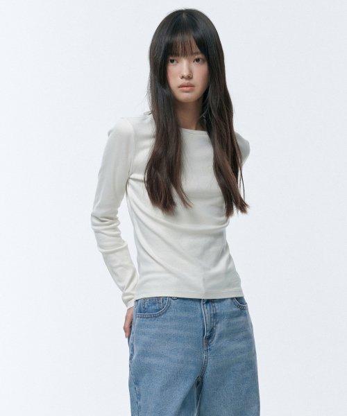 무신사 스탠다드 우먼(MUSINSA STANDARD WOMAN)  우먼즈 슬림 크루 넥 긴팔 티셔츠 [크림] - 사이즈 & 후기 | 무신사