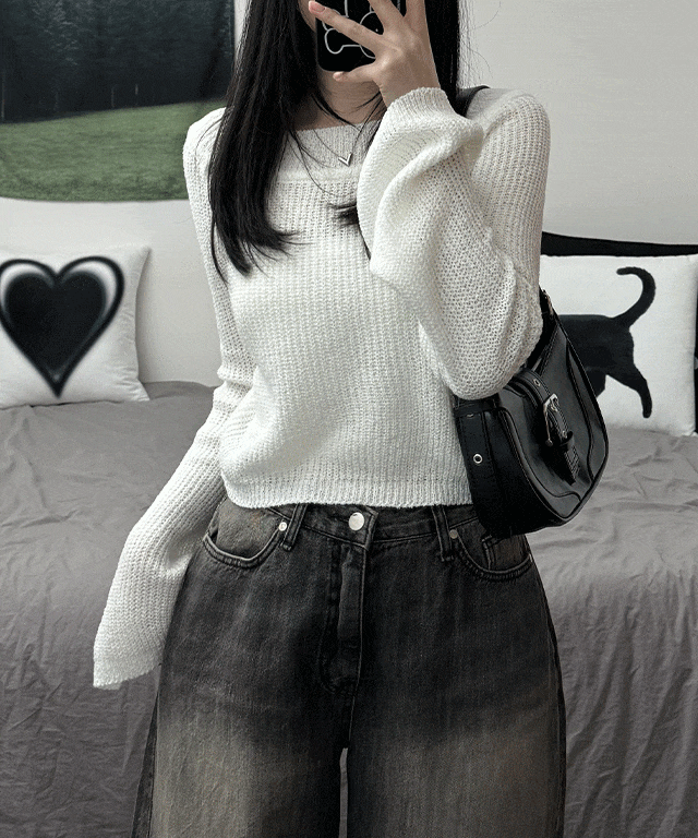 [여리여리~/여름까지] River boucle crop long-sleeved knit 리버 부클 크롭 긴팔 니트