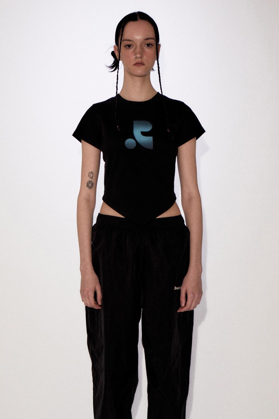 RR ARROW POINT SPRAY PRINTED T-SHIRT - BLACK