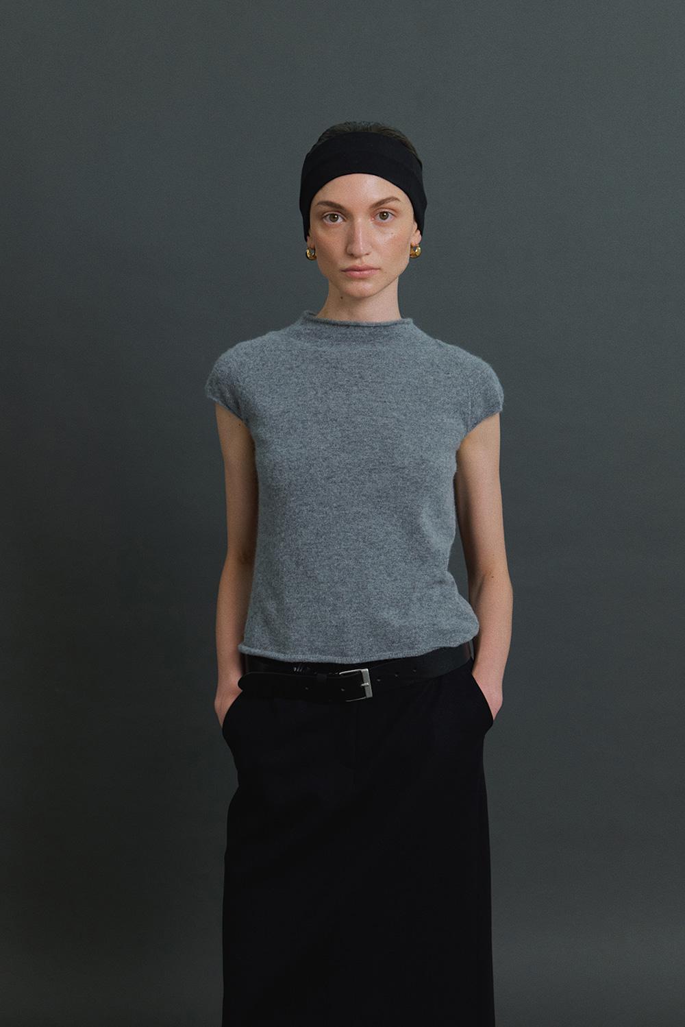 [2ND] Alpaca Mock Neck Top in Grey