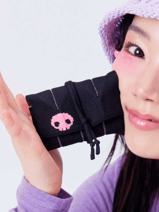 Lucky Pleats Knit Card Wallet Kuromi Rich Black