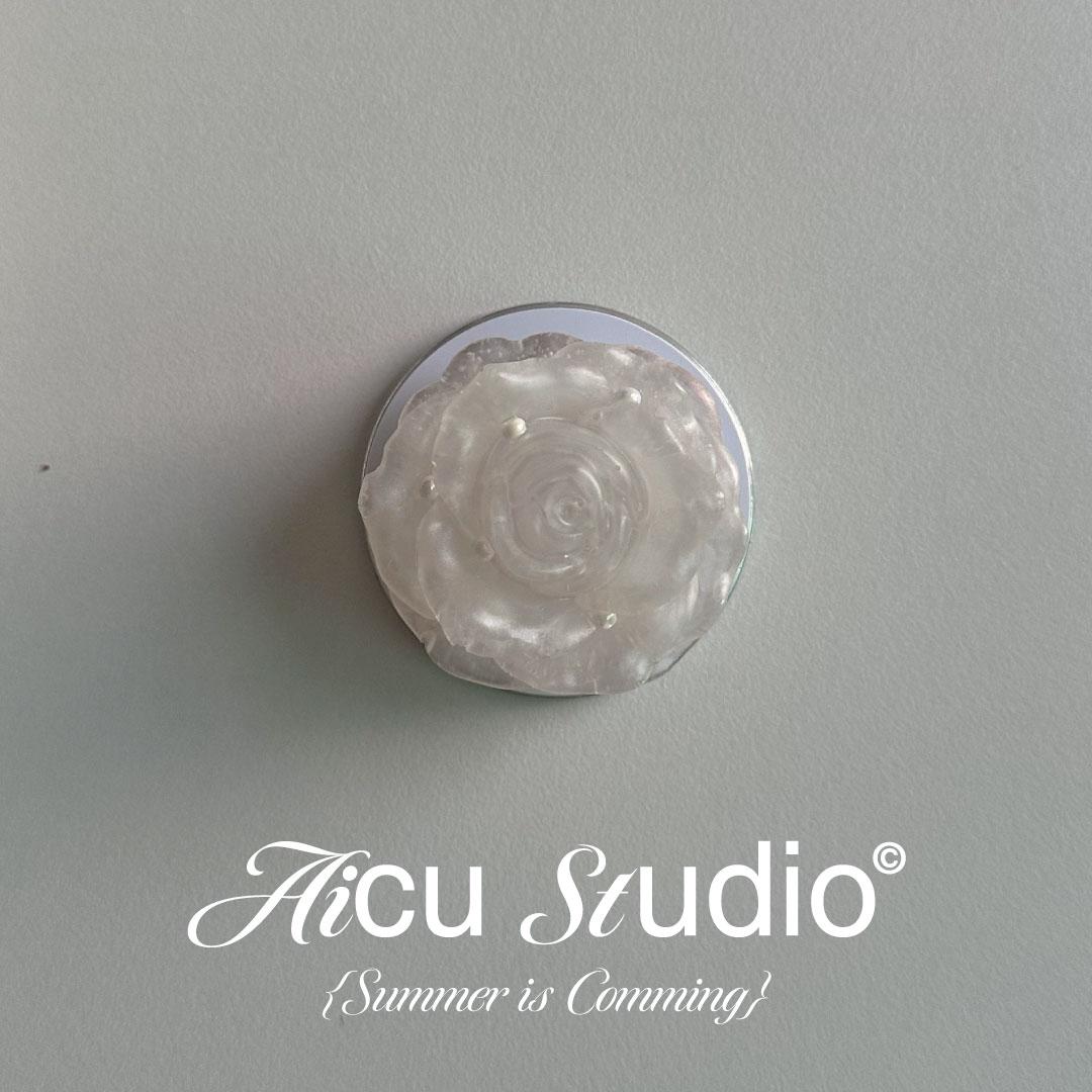 Blanc Rose Holder Tok