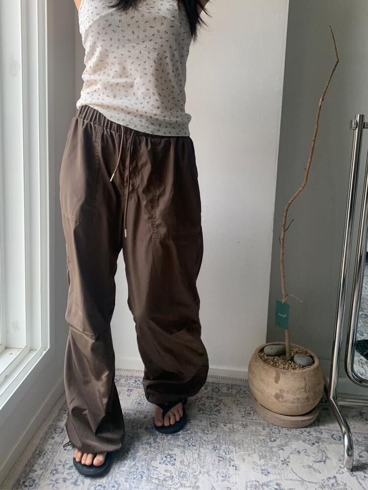 더니브 Crispy pants (unisex)