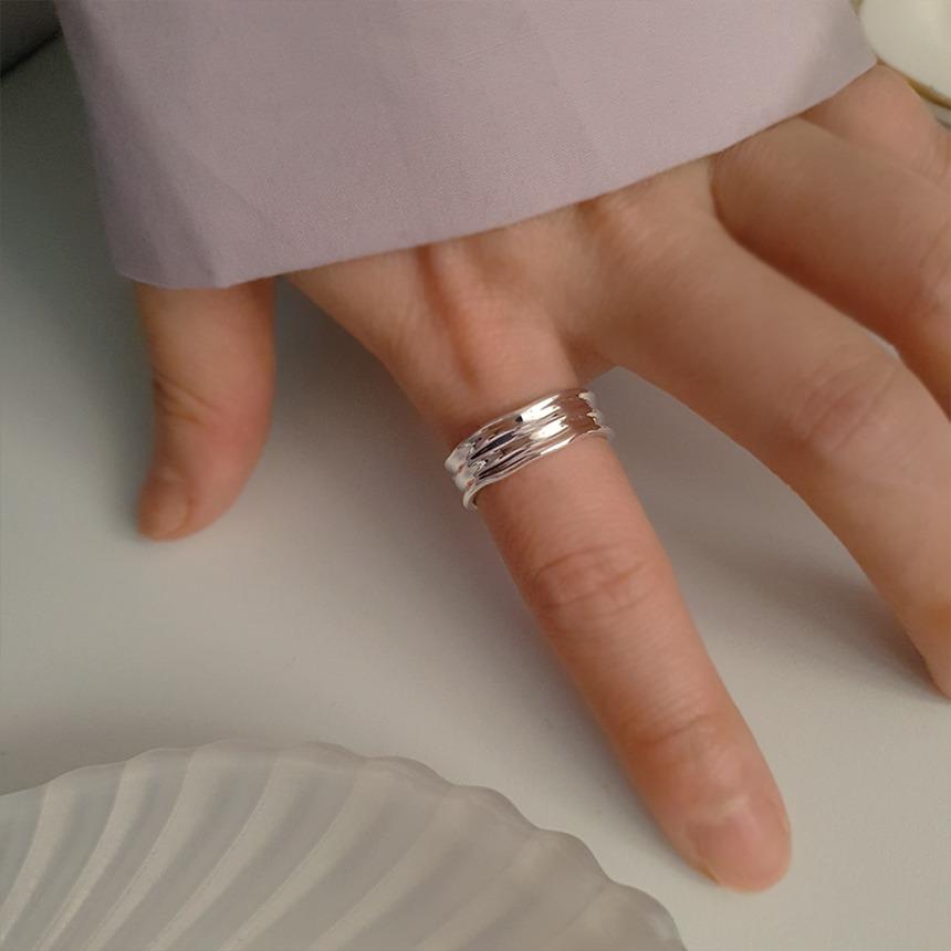 코이 925 실버 심플 웨이브 볼드 오픈링 은 반지