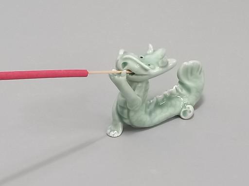 용 청룡 곰방대 향꽂이 인센스홀더-청자유