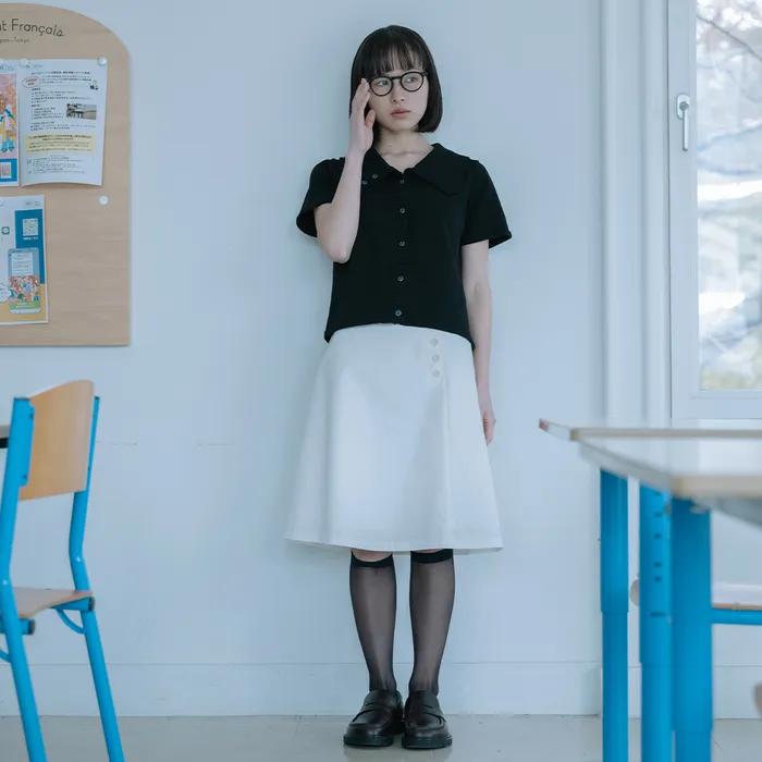 TWO WAY BUTTON SKIRT, WHITE