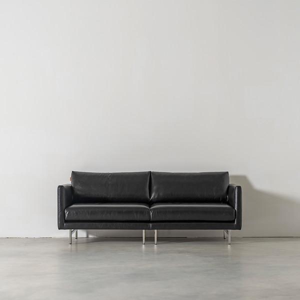 OUI LEATHER MODULE SOFA 2000 WIDE