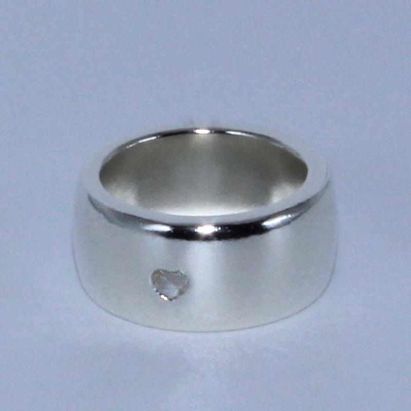 [신상백서] heart bold ring