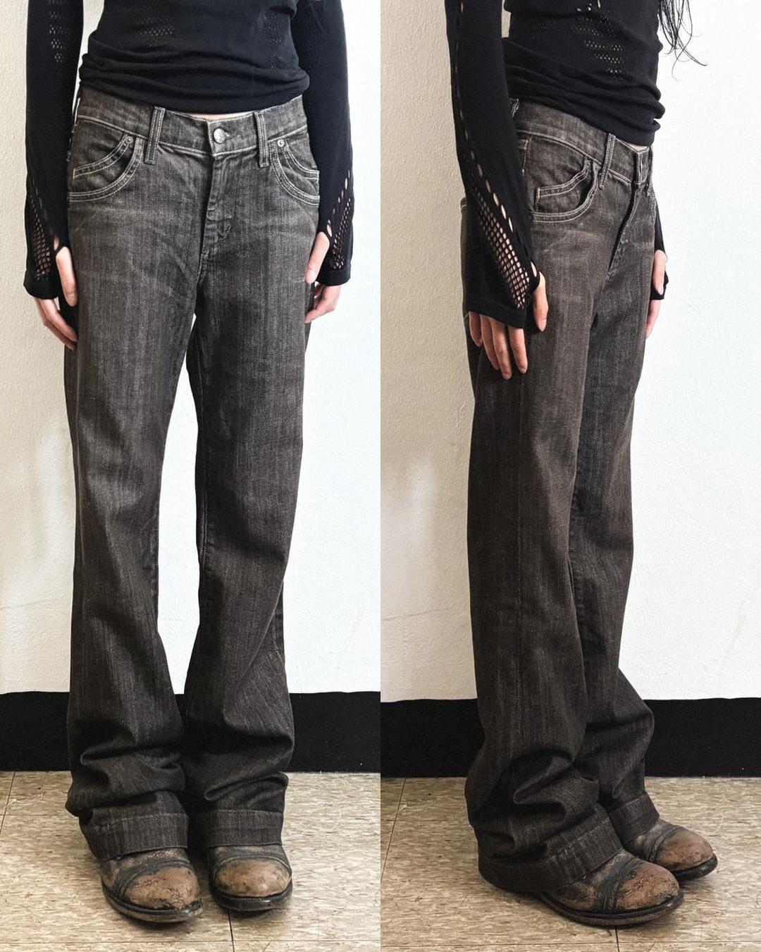 COH 슬림핏 플레어 실루엣 부츠컷 데님 | 후루츠패밀리