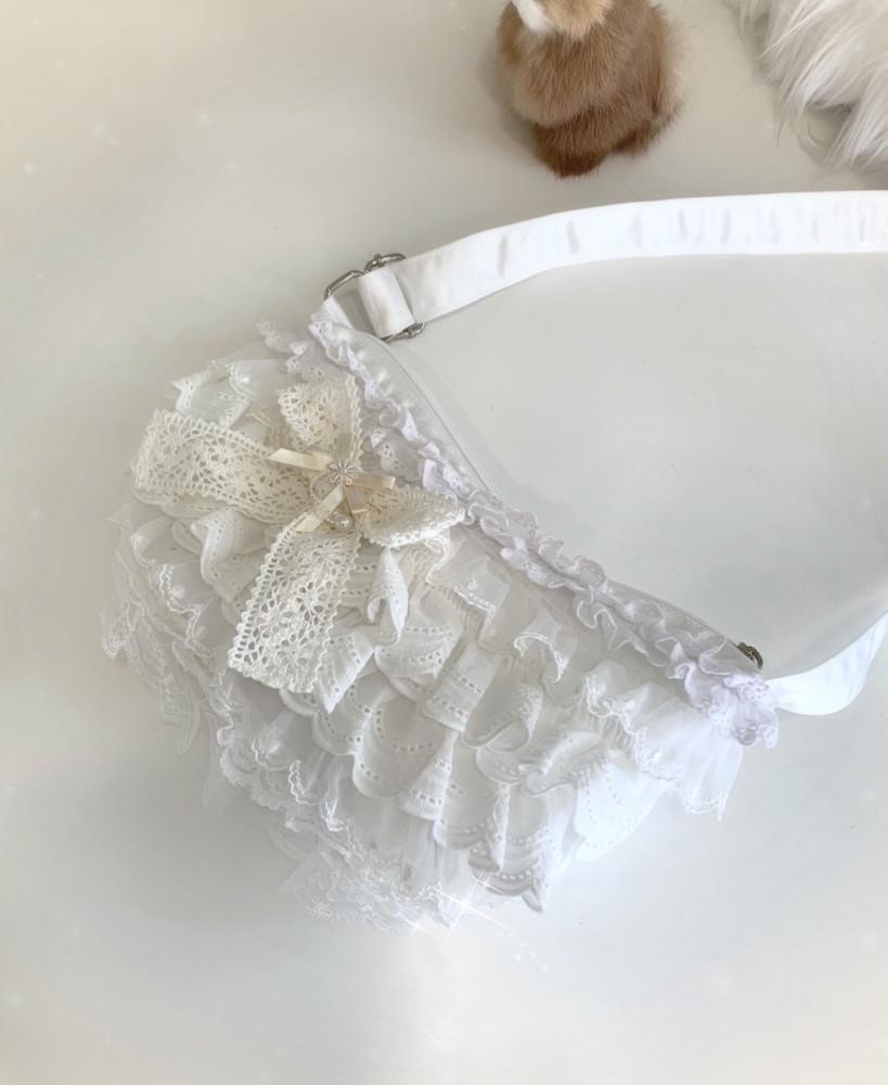 Lace ruffle bag