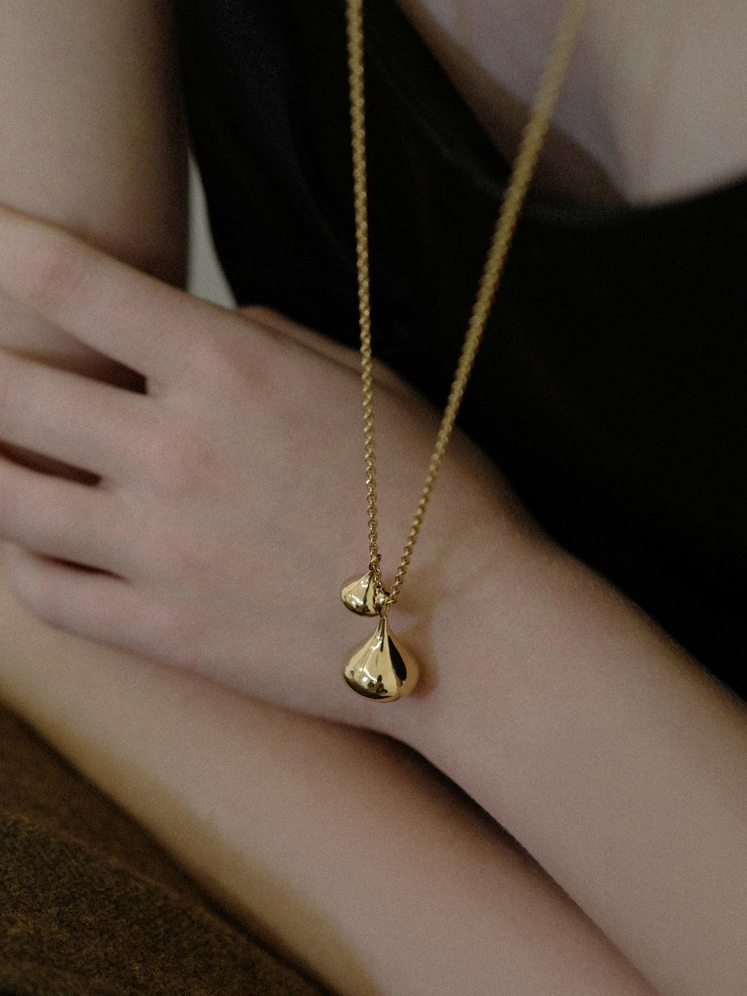 sweet drop long necklace