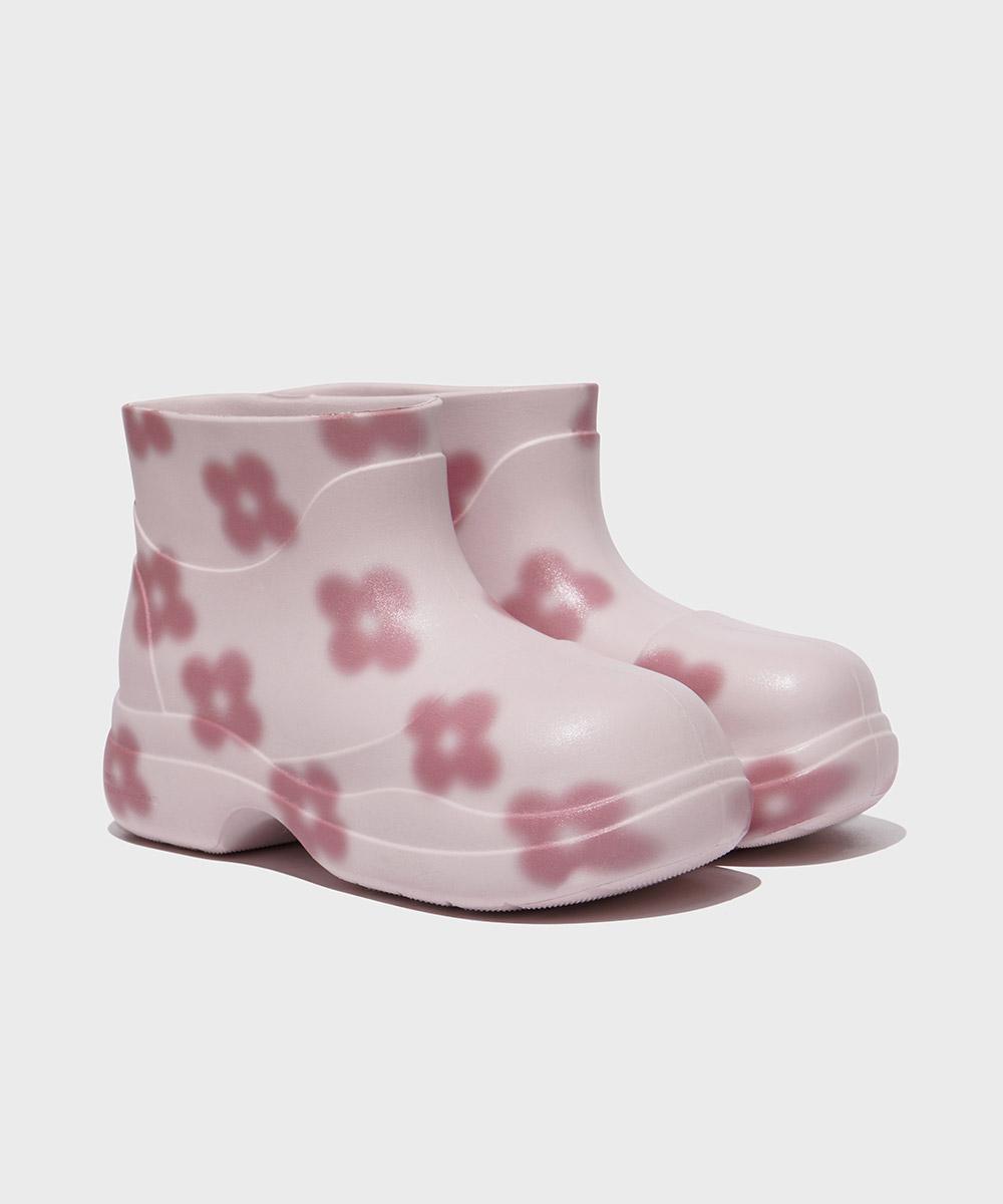 [06.11런칭][X MINJUKIM] FLORAL SHADOW BOOTS SHORT - PINK BEIGE