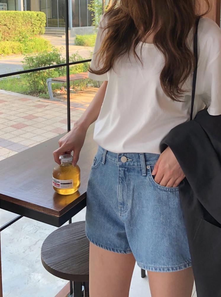 bas standard 실켓 유 넥 티셔츠 / 바로배송