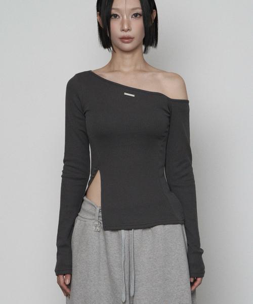 One-shoulder Basic Slit Long Sleeve (CHARCOAL)