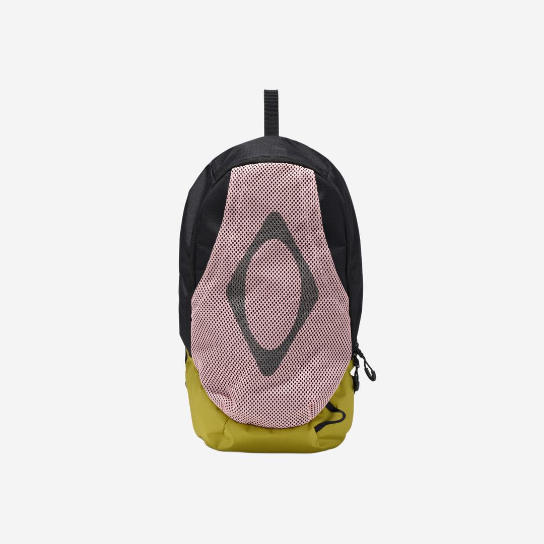Mischief Rhombus Mesh Backpack Pink Black