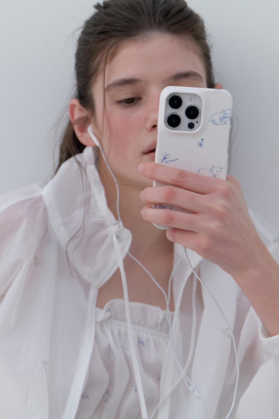 Lambie Mobile Case (Milk)