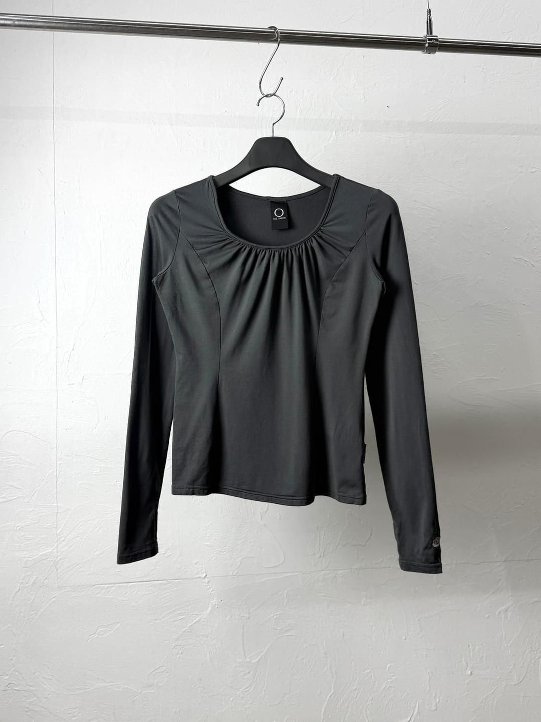 Ozz Oneste 핑거 홀 롱 슬리브 | 후루츠패밀리