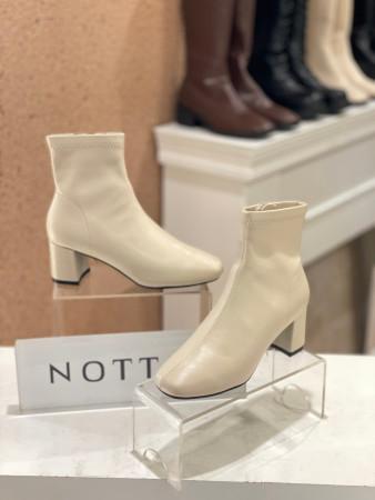 이런 상품 어때요? 라슨 5.5cm 스판 앵클 부츠 (a2N511)