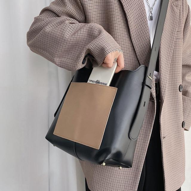 미니멀 투톤 배색 크로스백 MB114